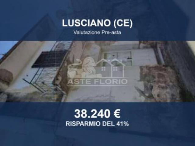 Villa Indipendente in vendita a Lusciano, Campania