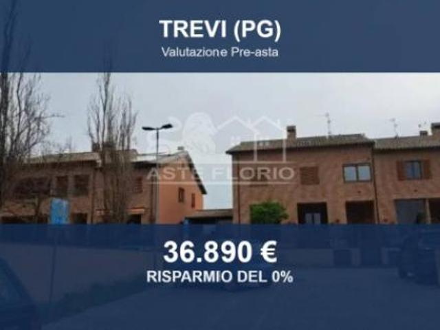 Capannone in vendita a Matigge, Trevi