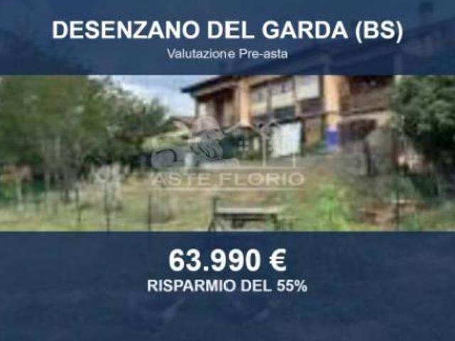 Terreno in vendita a Desenzano Del Garda, Lombardia
