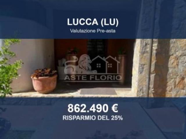 Villa Indipendente in vendita a Bagni Di Lucca Ponte, Toscana