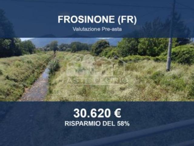 Terreno in vendita a Frosinone, Lazio