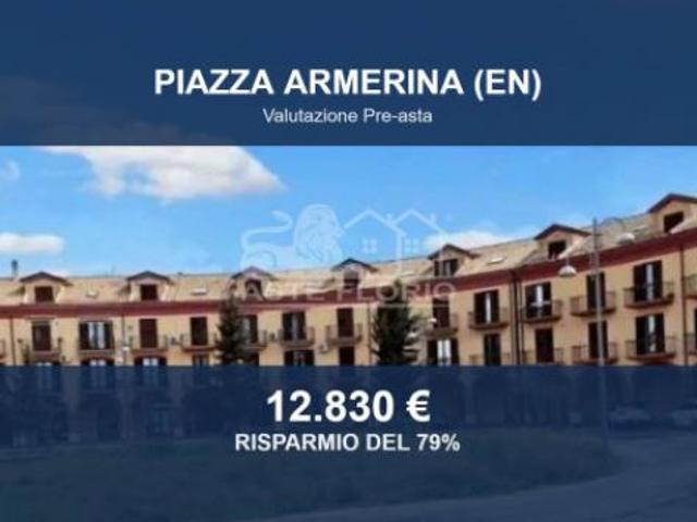 Locale Commerciale in vendita a Piazza, Sicilia