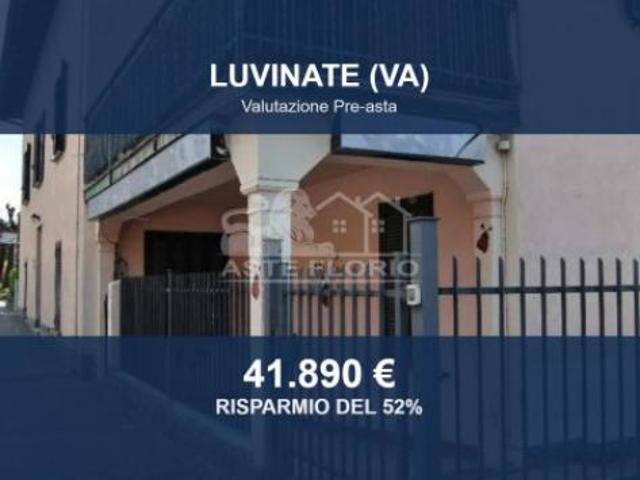 Locale Commerciale in vendita a Scirello, Luvinate
