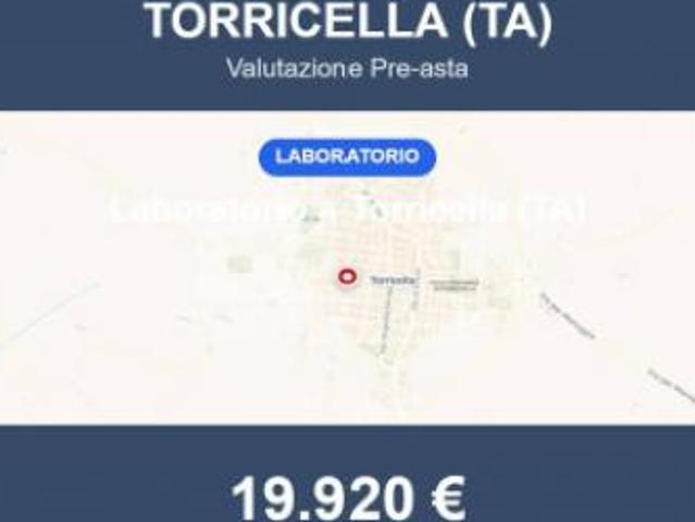 Locale Commerciale in vendita a Puglia, Taranto