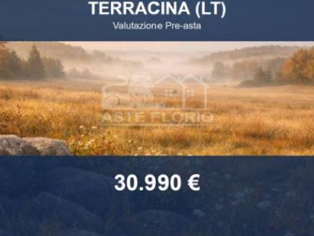 Terreno in vendita a Terracina, Lazio