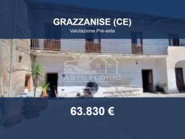 Villa Indipendente in vendita a Grazzanise, Campania