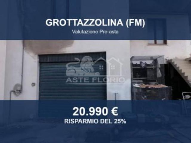 Box in vendita a Marche, Fermo