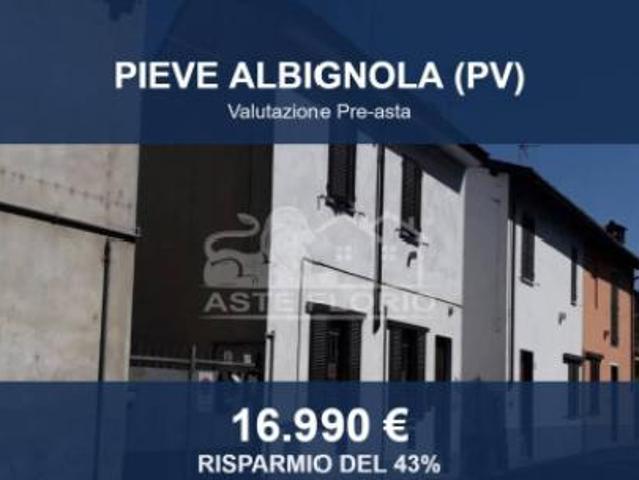 Villa Indipendente in vendita a Pieve Albignola, Lombardia