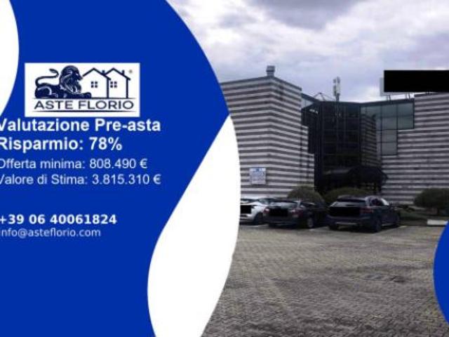 Capannone in vendita a Cernusco Sul Naviglio, Lombardia