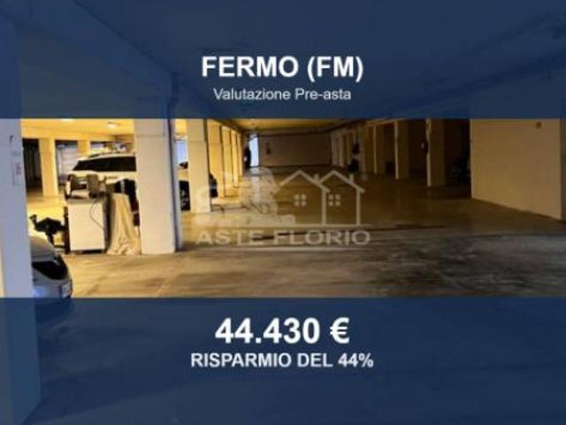 Box in vendita a Marche, Fermo