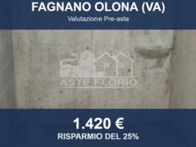 Capannone in vendita a Fornaci, Fagnano Olona