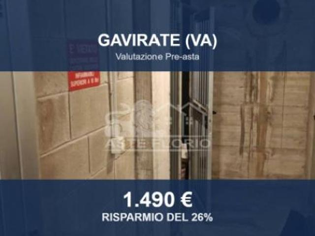 Capannone in vendita a Armino, Gavirate