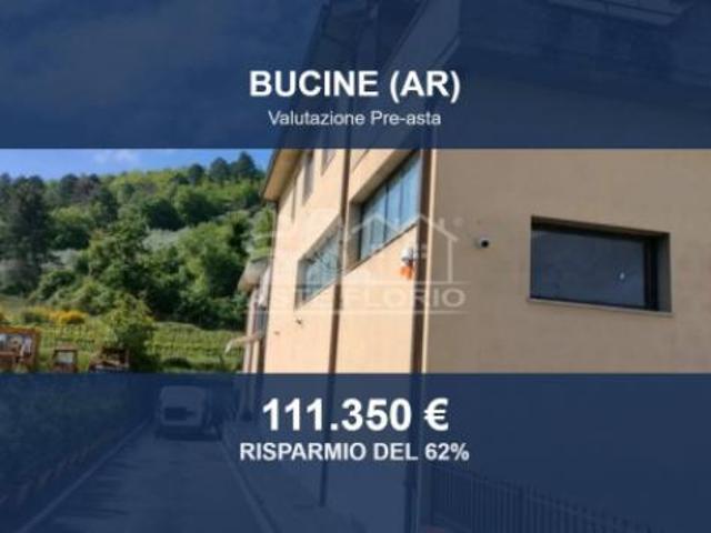 Locale Commerciale in vendita a Bucine, Toscana