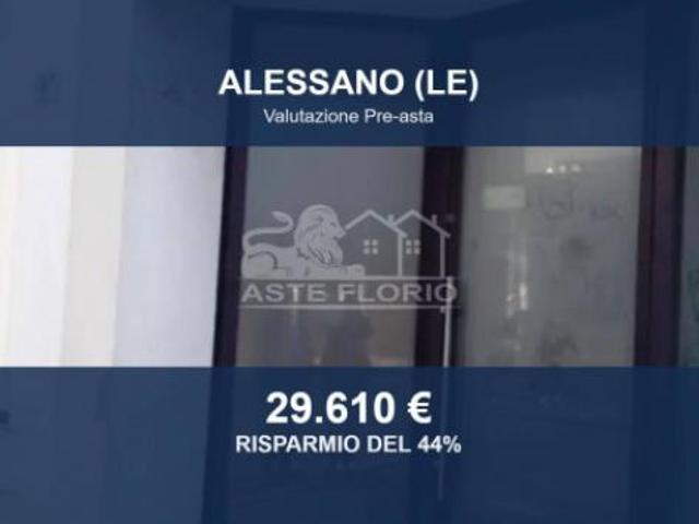 Locale Commerciale in vendita a Puglia, Lecce