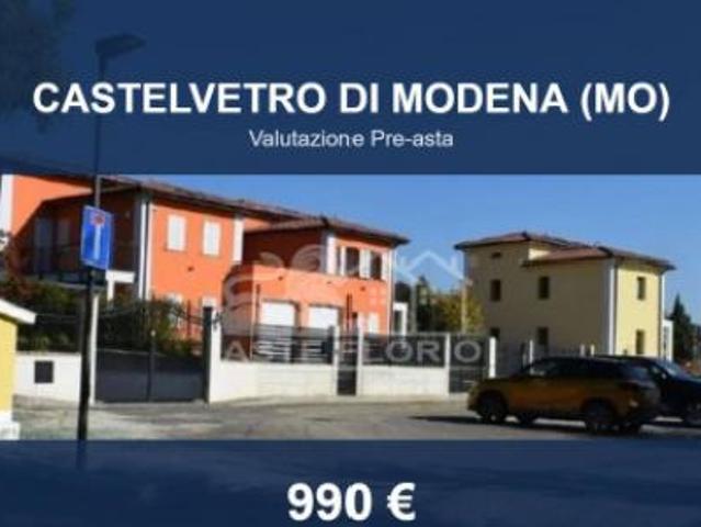 Terreno in vendita a Unione di comuni Terre di Castelli, Castelvetro Di Modena