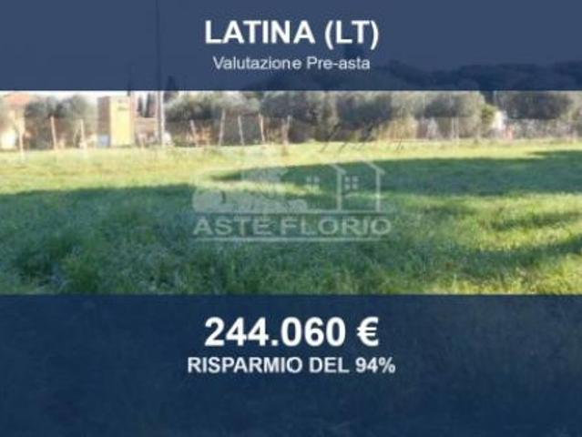 Terreno in vendita a Latina, Lazio