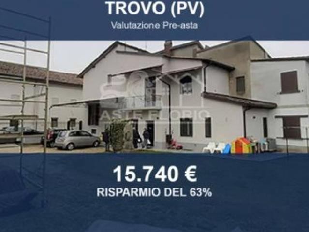 Villa Indipendente in vendita a Trovo, Pavia