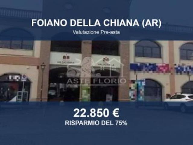 Locale Commerciale in vendita a Foiano Della Chiana, Toscana
