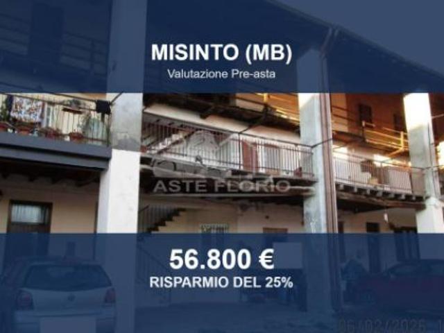 Villa Indipendente in vendita a Misinto, Lombardia