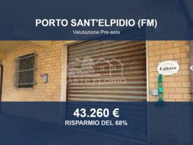 Locale Commerciale in vendita a Faleriense, Marche