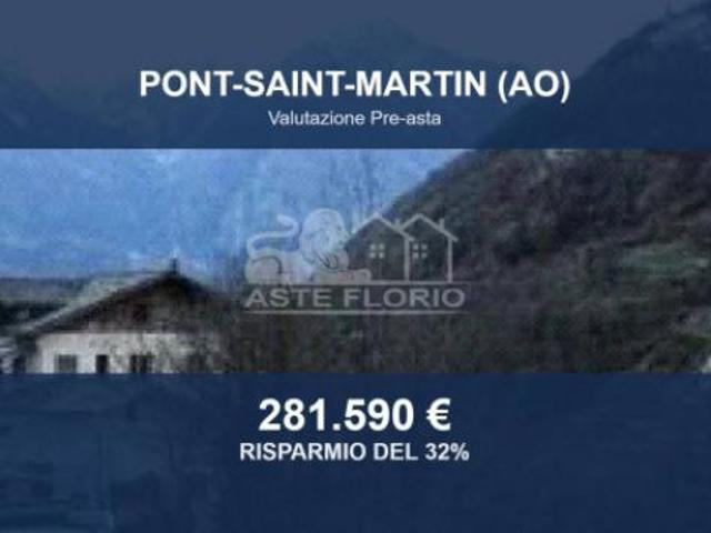 Locale Commerciale in vendita a Pont Saint Martin, Aosta