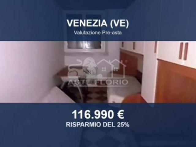 Capannone in vendita a Venezia, Veneto