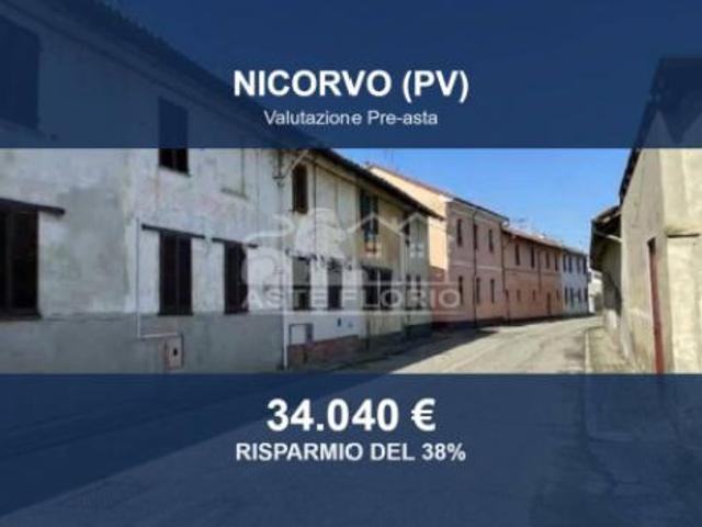 Villa Indipendente in vendita a Nicorvo, Pavia