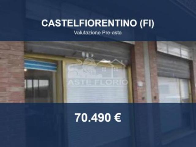 Locale Commerciale in vendita a Unione dei Comuni Circondario dell'Empolese Valdelsa, Castelfiorentino