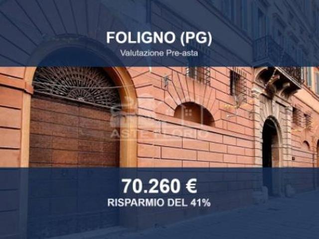 Ufficio in vendita a Foligno, Umbria