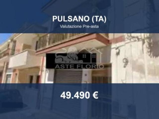 Locale Commerciale in vendita a Puglia, Taranto