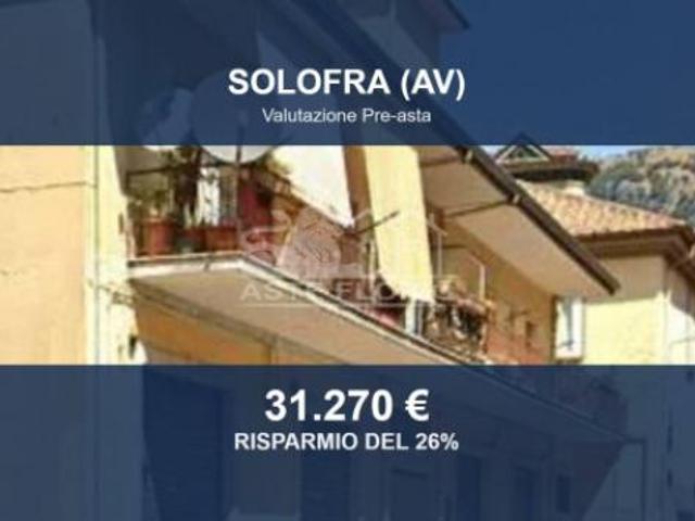 Capannone in vendita a Solofra, Campania