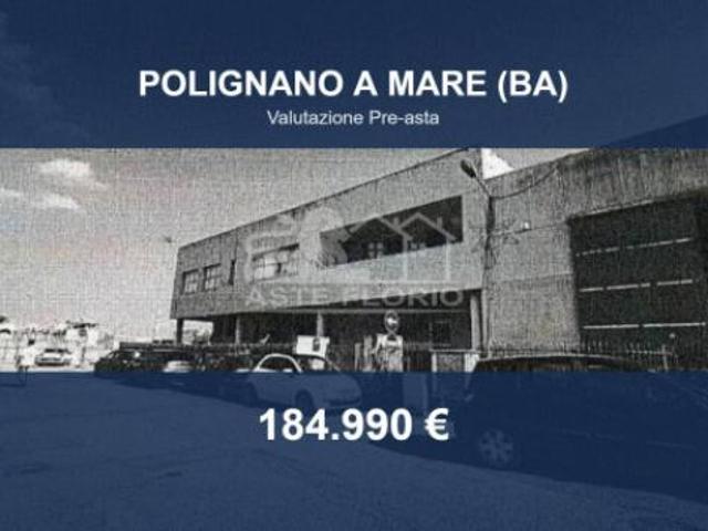 Locale Commerciale in vendita a Centro Storico, Puglia