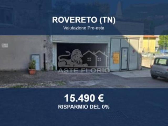Box in vendita a Comunità della Vallagarina, Borgo Sacco