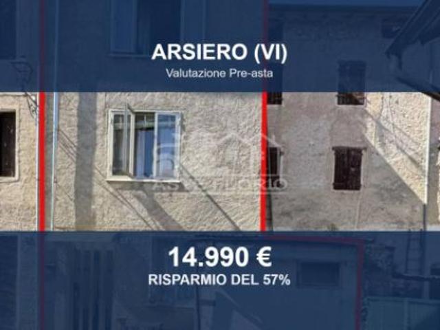 Villa Indipendente in vendita a Arsiero, Veneto