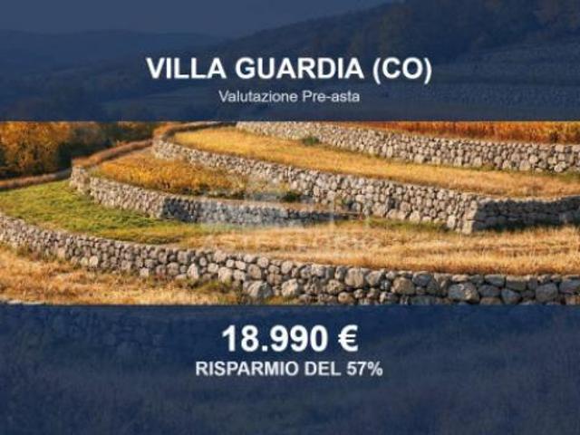 Terreno in vendita a Villa Guardia, Lombardia