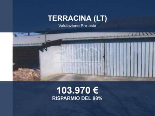Terreno in vendita a Terracina, Lazio