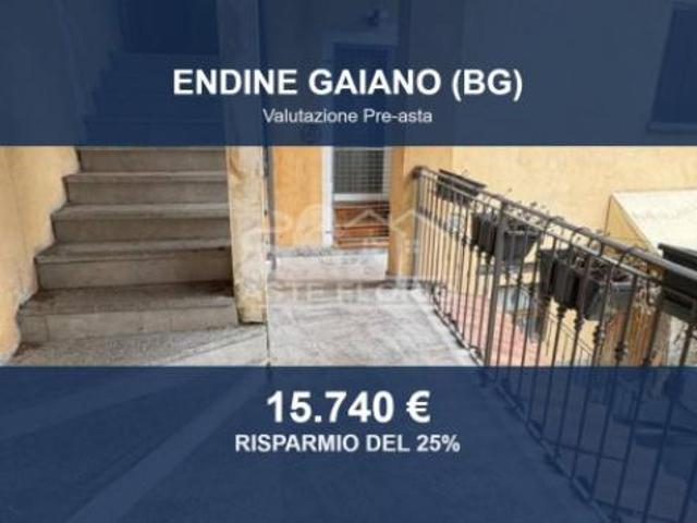 Capannone in vendita a Endine Gaiano, Lombardia