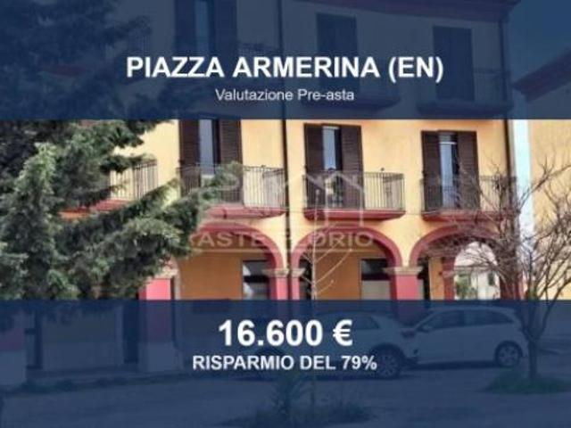 Locale Commerciale in vendita a Piazza, Sicilia