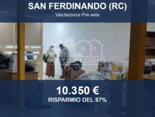 Capannone in vendita a Sanza, Campania