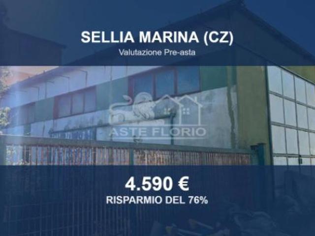 Capannone in vendita a Calabria, Catanzaro