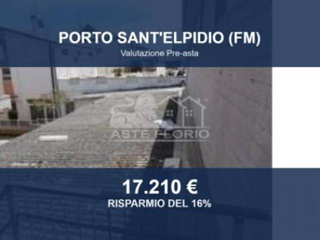 Capannone in vendita a Faleriense, Marche