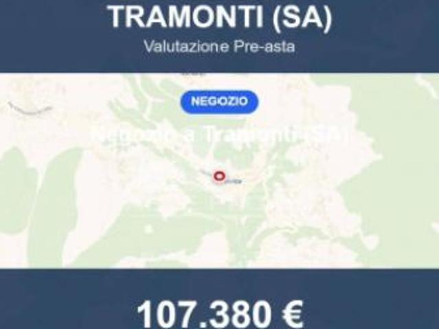 Locale Commerciale in vendita a Tramonti, Campania