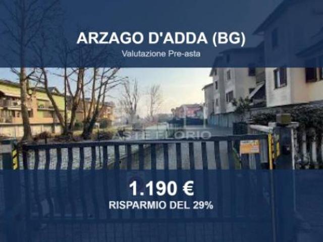 Box in vendita a Arzago D'adda, Lombardia