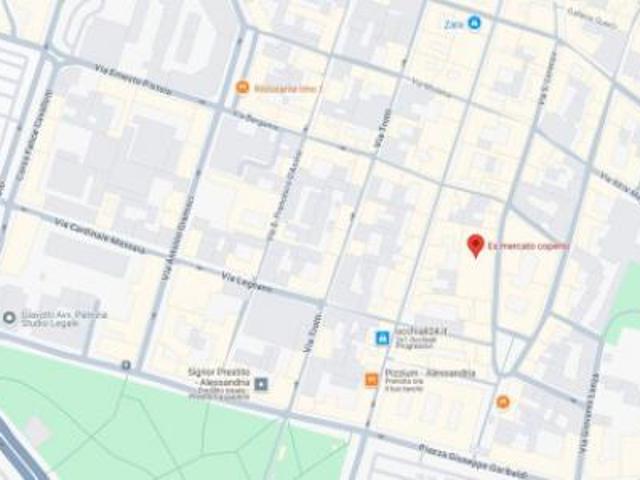 Locale Commerciale in vendita a Alessandria