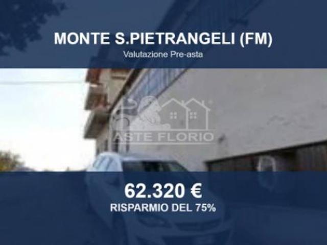 Capannone in vendita a Marche, Fermo