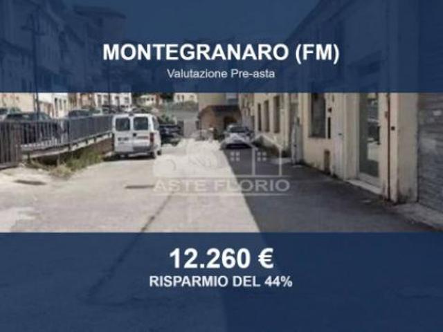 Capannone in vendita a Marche, Fermo