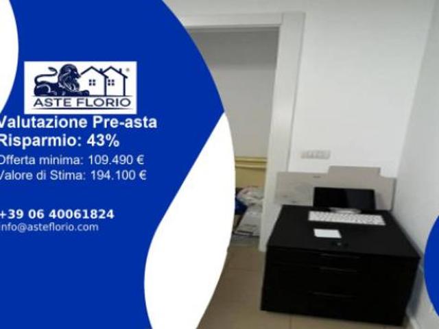 Ufficio in vendita a Brugherio, Lombardia