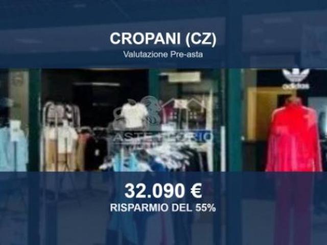 Locale Commerciale in vendita a Calabria, Catanzaro