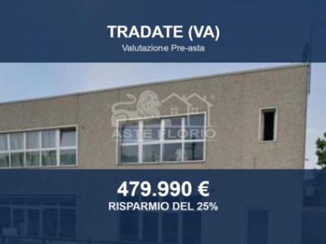 Capannone in vendita a Tradate, Lombardia