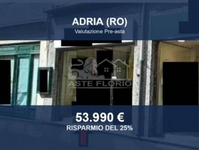 Locale Commerciale in vendita a Borgo Dolomiti, Adria
